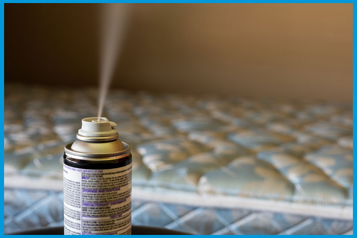 Traitement industriel anti-punaises de lit émettant des toxines